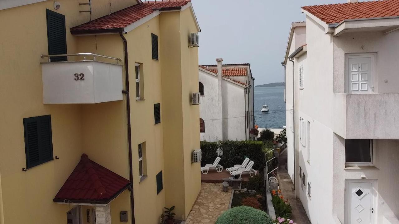 Villa Veronika 布罗达里卡 外观 照片