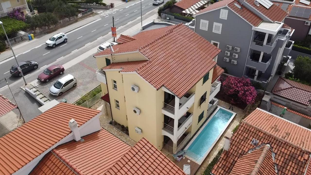 Villa Veronika 布罗达里卡 外观 照片
